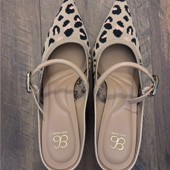 Brand new Cosy Island Leopard Print Women's Shoes - Picture 2 of 8